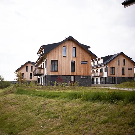 Apartment U Brehu Lipna Se Zahradou